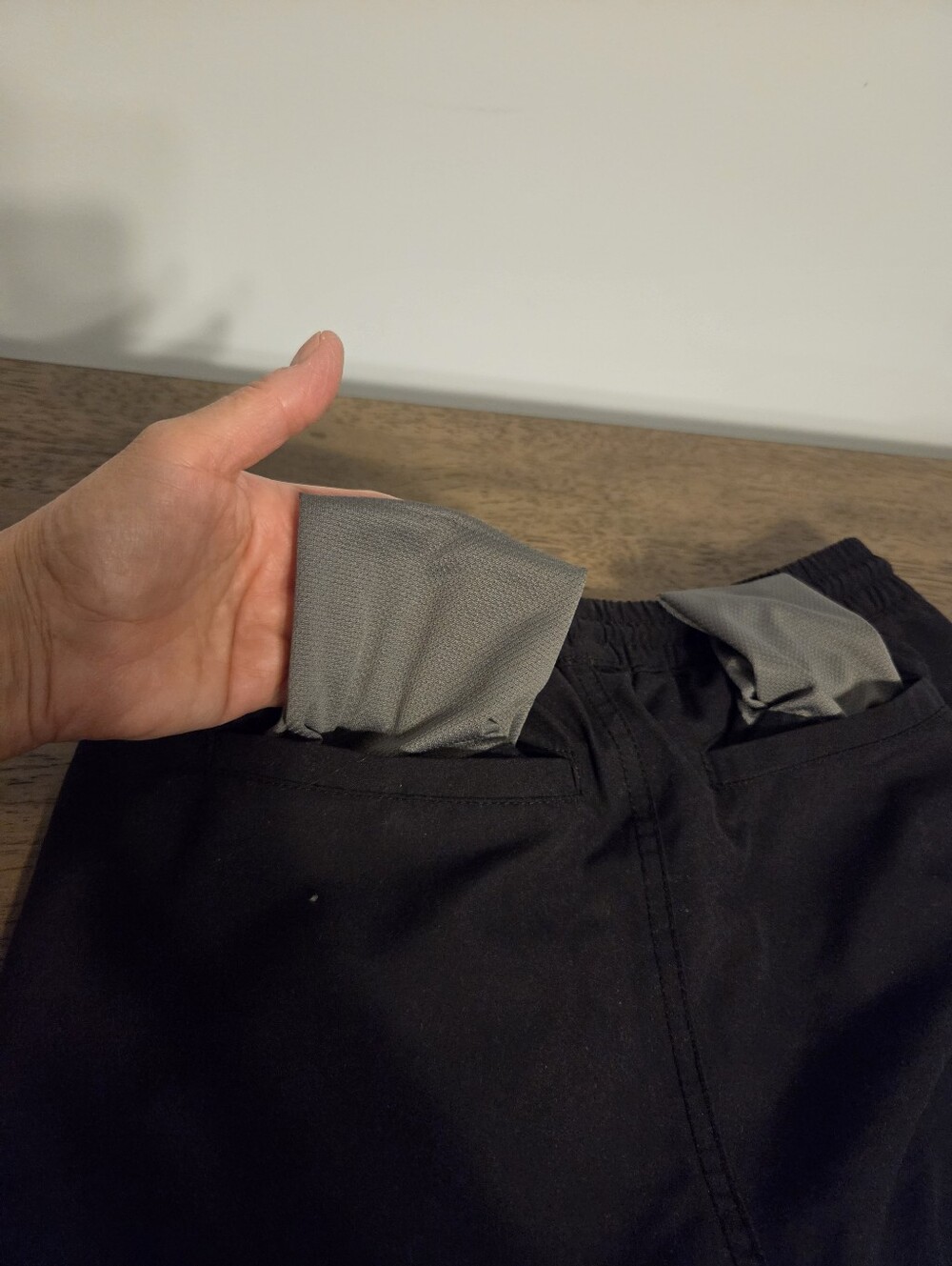 Gap Teen - Black Athletic Shorts - Picture 9 of 12